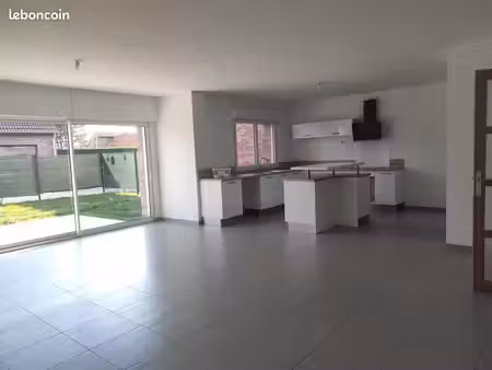 maison en location 1200