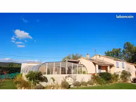 nans-les-pins – maison familiale 108 m2avec piscine chauffée et vue sainte-baume + t2 indé