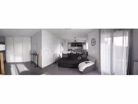 appartement t3 – 1er étage – résidence sécurisée avec balcon