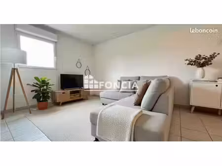 investissement locatif – t3 avec terrasse et 2 parkings