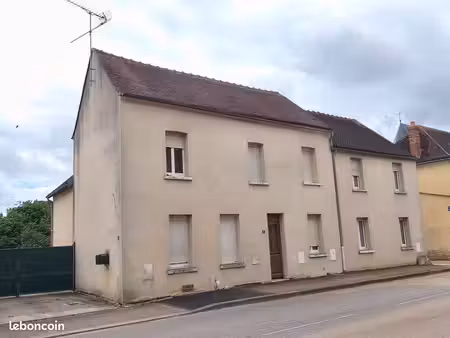 immeuble 200m2 comprenant 3 appartements occupés