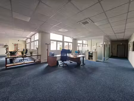 local commercial le havre 321 m2