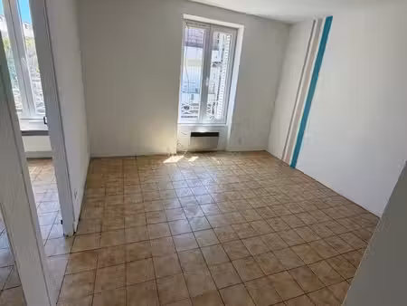appartement à louer de 32 5 m² à noisy-le-sec – 750 hors charges