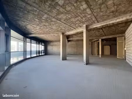 local commercial à louer