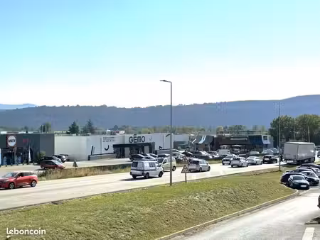 local commercial 110 m² aubenas