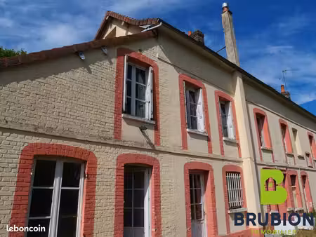 immeuble 252 m² montigny