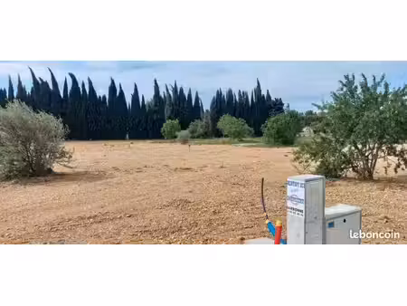 terrain 584 m² ornaisons