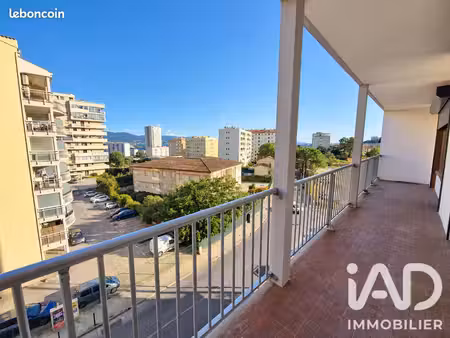 appartement 4 pièces 99 m²