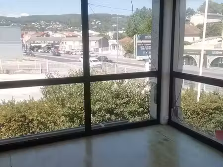 local commercial 160 m²