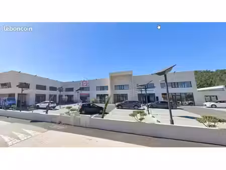 local commercial 351 m²