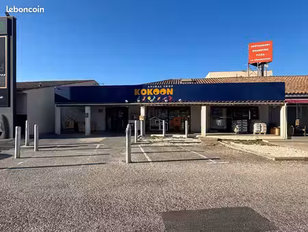 local commercial 240 m² roquebrune-sur-argens