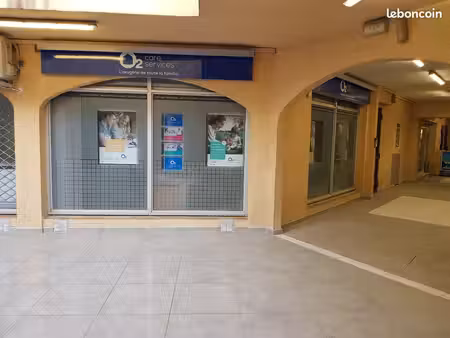 local commercial à louer centre sainte maxime