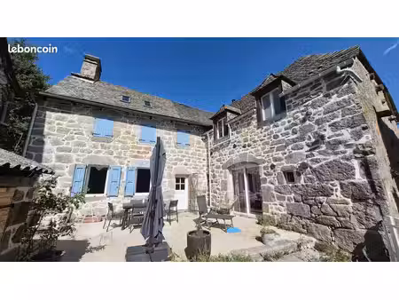ferme 6 pièces 200 m²