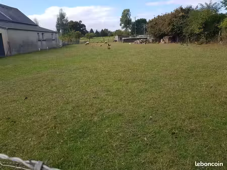 terrain constructible 582m² à boulon