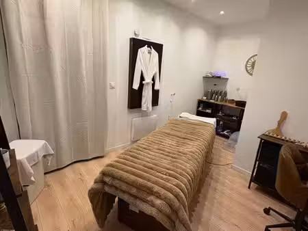 local commercial