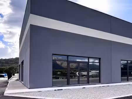 local commercial d’angle de 184 m² centre de baléone • sarrola-carcopino