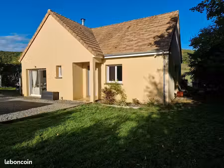 maison de plain pied avec herbage