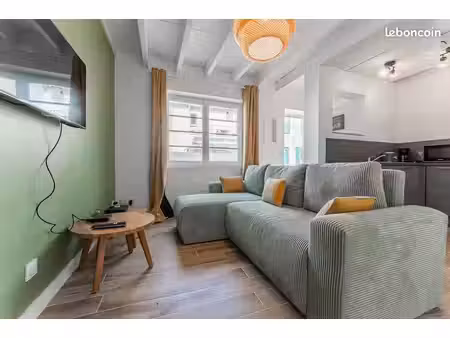 appartement à l'année meublé sur ste marie de ré charges comprises