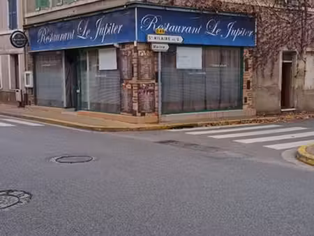 loue local commercial