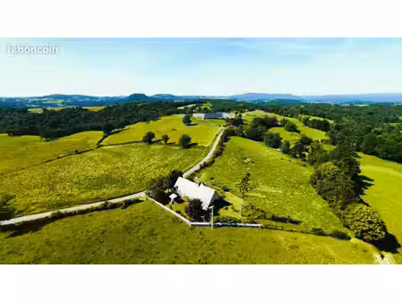 maison 5 pièces 87 m² sur 10 000 m² terrain