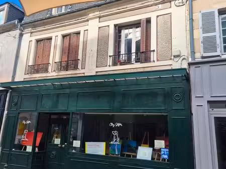 maison / restaurant très réputé à vendre  situé dans un emplacement de choix