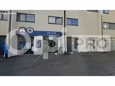 local commercial 300 m²
