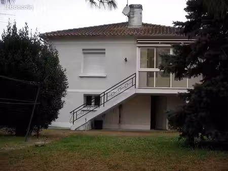 maison sur sous-sol avec jardin cognac