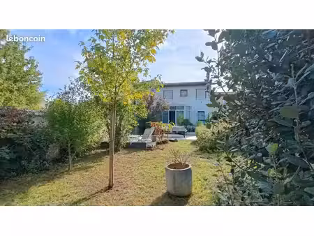 maison t5 au gond pontouvre