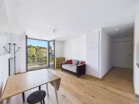 vente appartement 3 pièces 53 98 m² garches (92380) 375.000