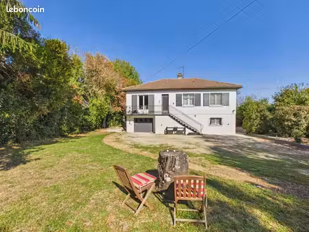 maison de village 7 pièces 136 m²