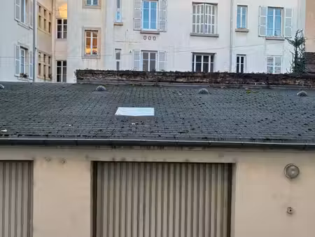 garage fermé - hypercentre dijon
