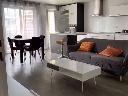 appartement 70m² + 20m² d'extérieur à cachan proche futur métro