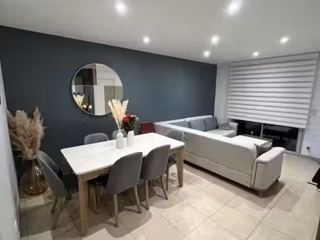 à louer - appartement t3 lumineux avec terrasse  garage et parking - pontarlier