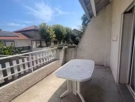 t2 meublé clim parking
