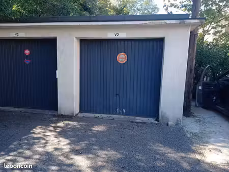 garage à louer