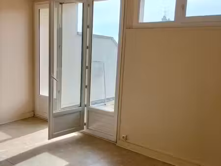 location appartement t1 30 mètres carrés