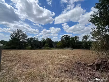 terrain constructible 4091m²