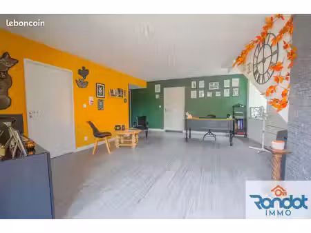 local commercial 77 m² gemeaux