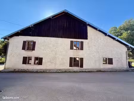 maison 5 pièces 166 m²