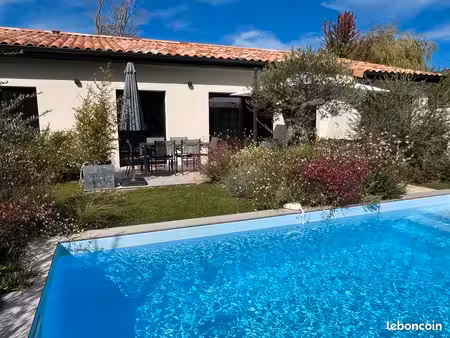 belle villa neuve t5 110m² climatisée avec piscine et jardin arboré