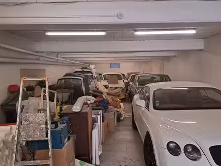 garage 220 m2