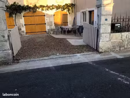 maison meublée à cherbonniéres