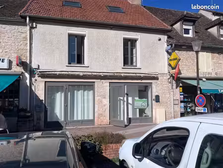 local commercial 80m2 place de l'église