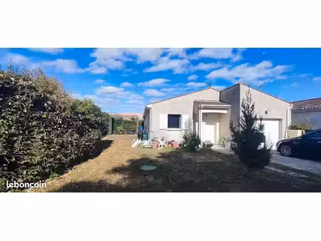 a louer - maison 3 chambres de 100m² avec jardin clos - st sulpice de royan