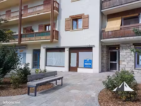 local 40 m² bourg-saint-maurice