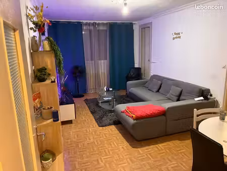 appartement t4 rénové  3 chambres  80 92 m²  étage 2/4  traversant