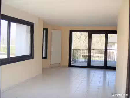 le bourget-du-lac appartement t4 a louer (savoie)