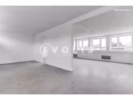 bureaux 70 m²