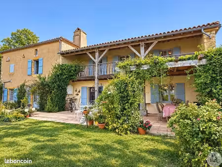 maison de village 6 pièces 200 m²