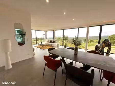 maison 250m2